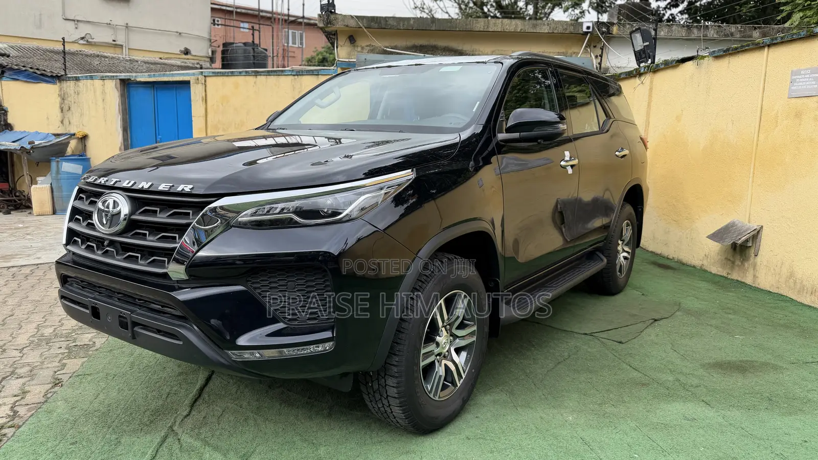 New Toyota Fortuner 2025 Black