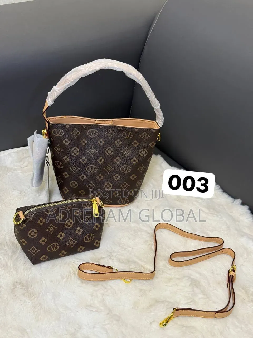 Cute 2in1 Shoulder and Cross Body Bucket Bag