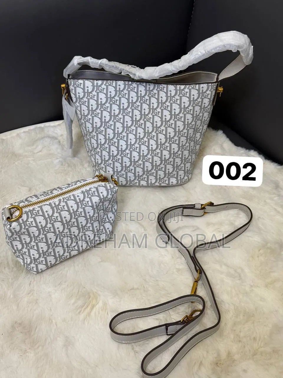 Cute 2in1 Shoulder and Cross Body Bucket Bag
