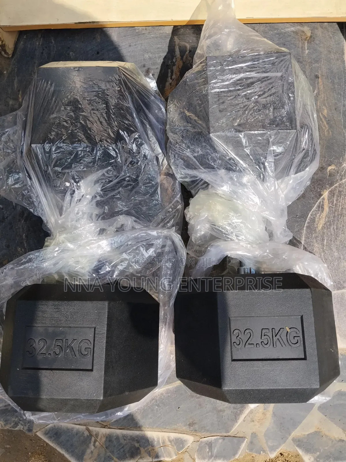 32.5kg +32.5kg=65kg