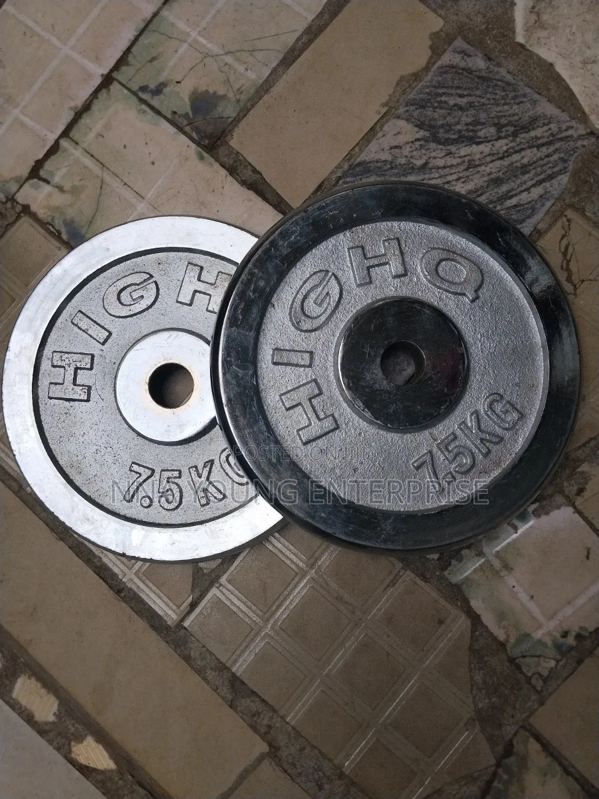 7.5kg + 7.5kg =15kg Payment on Delivery