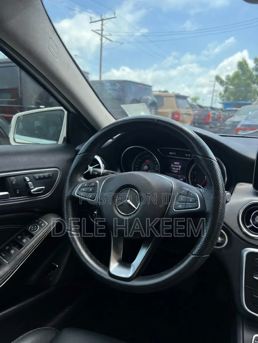 Mercedes-Benz GLA-Class 2020 White