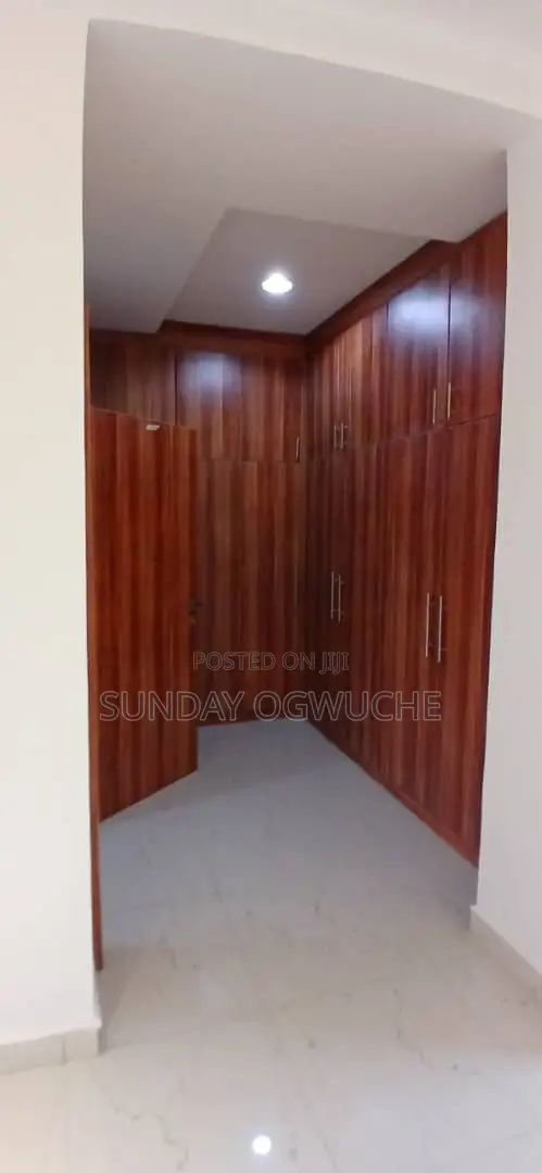 5bdrm Duplex in Guzape District for rent