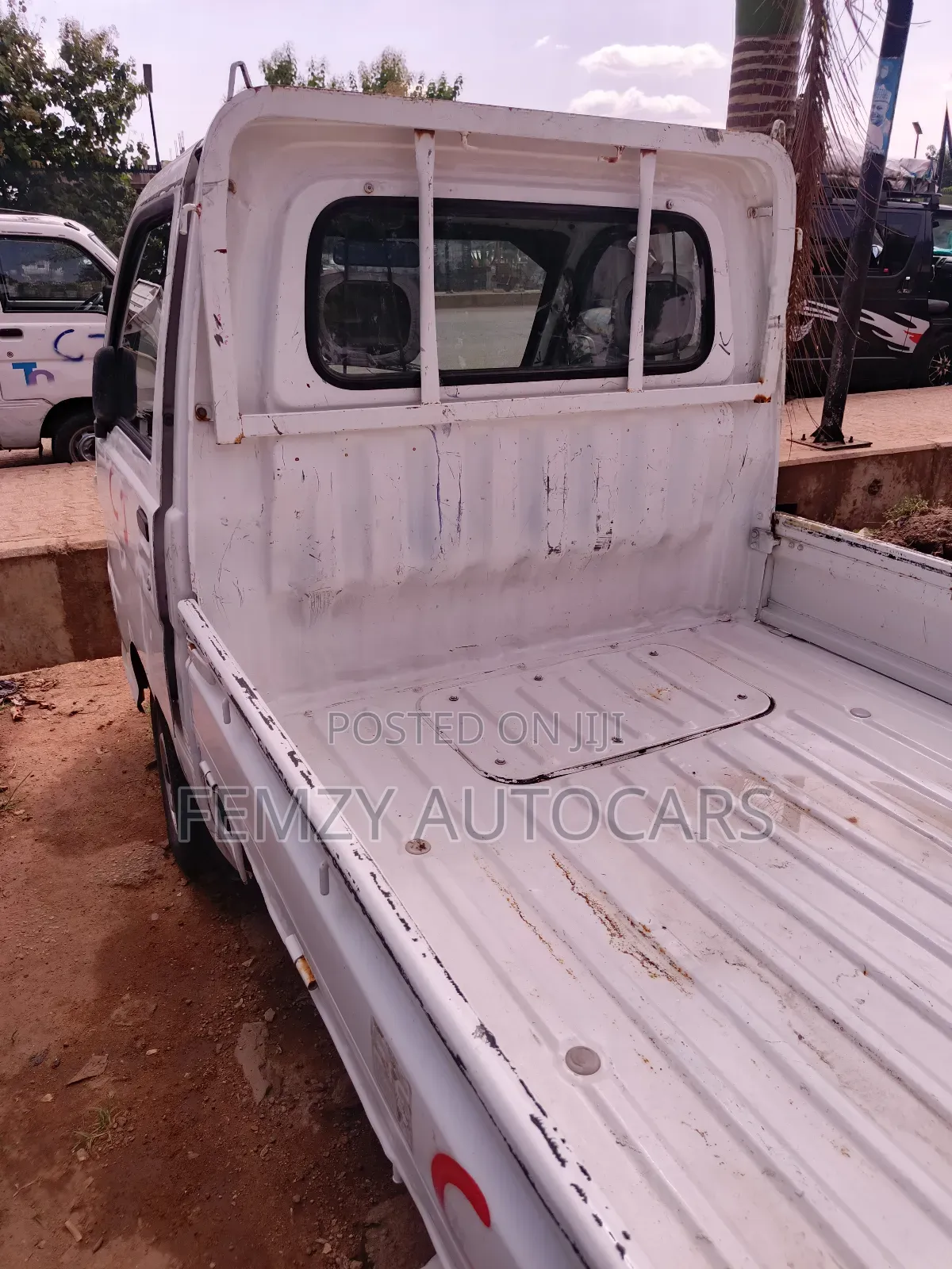 Daihatsu Hijet 2015 White