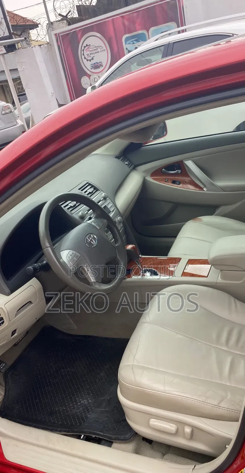 Toyota Camry 2011 Red