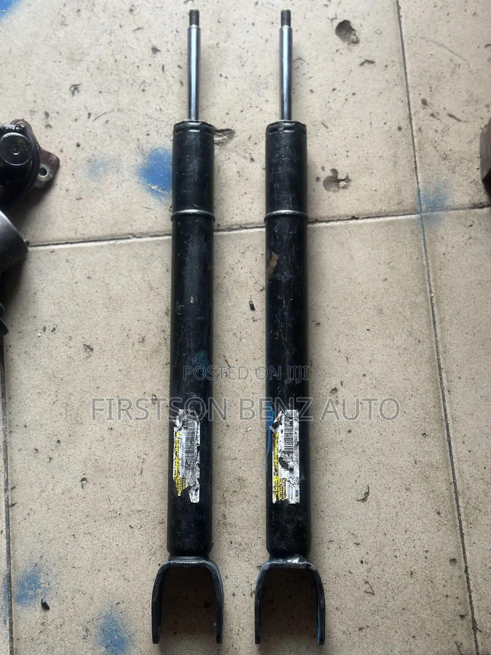 Mercedes Benz C300 W205 2wheel Drive Front Shock Absorber