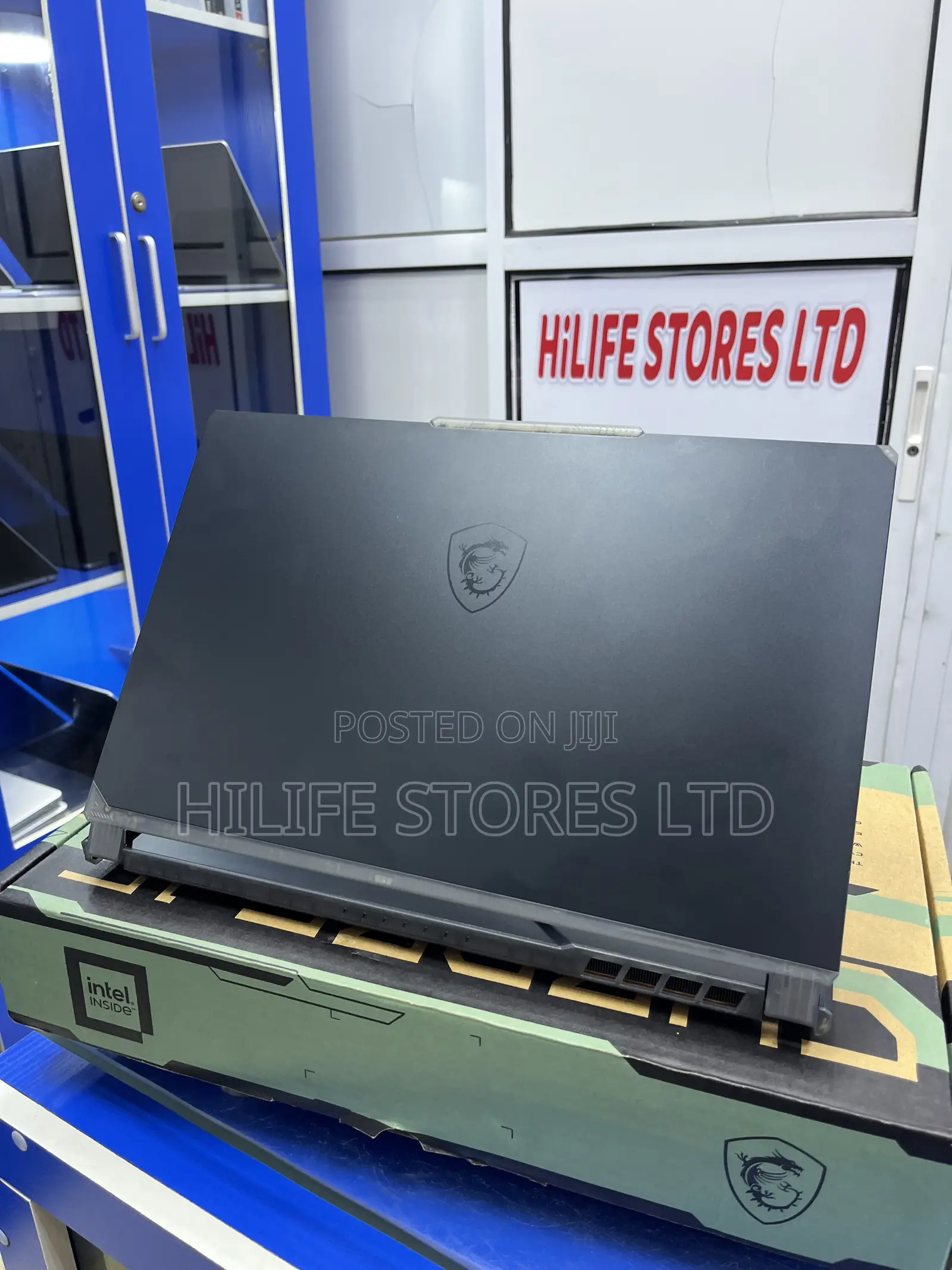 New Laptop MSI Cyborg 15 16GB Intel Core i7 SSD 512GB
