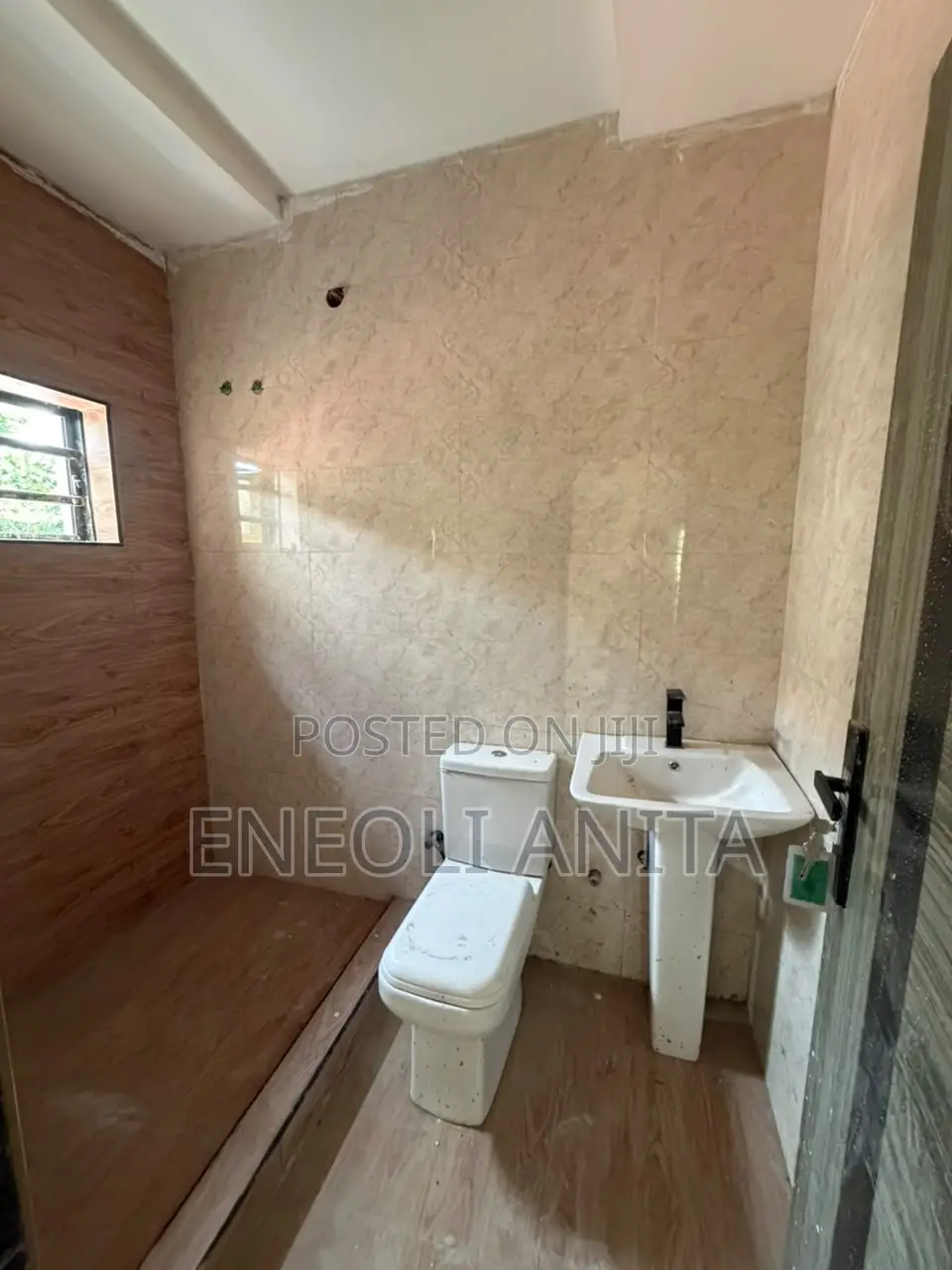 2bdrm Block of Flats in Wuse for rent