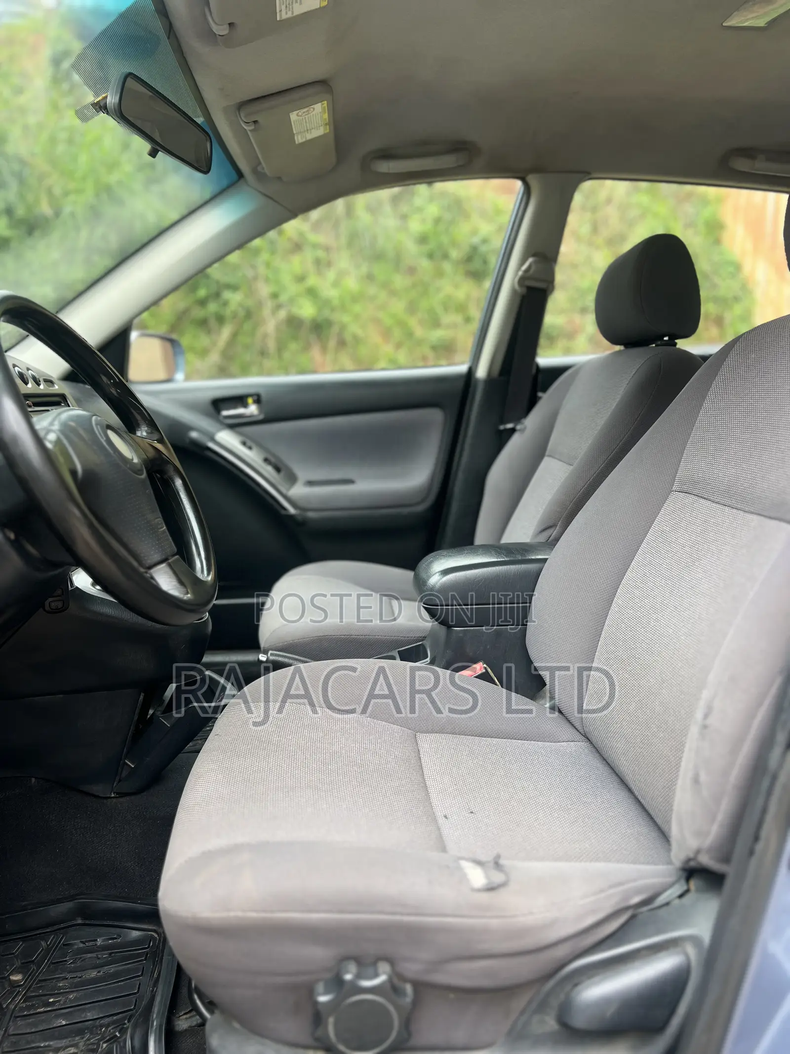 Toyota Matrix Standard FWD (1.8L 4cyl 5M) 2004 Blue