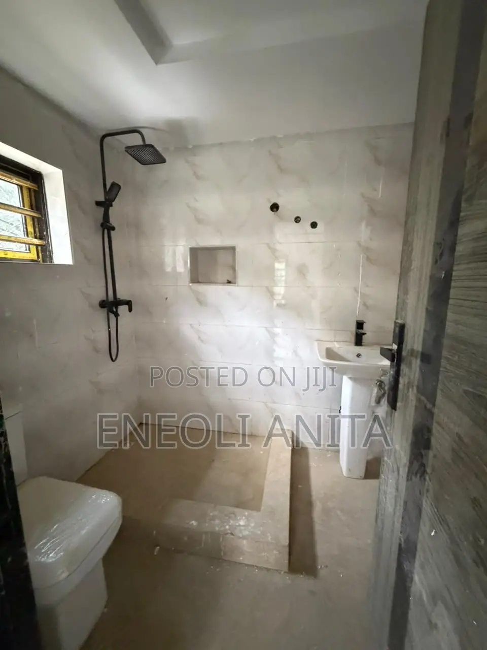 3bdrm Block of Flats in Wuse for rent