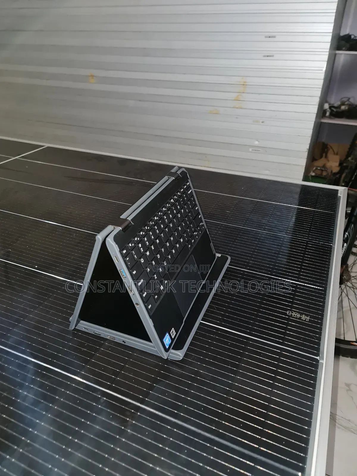 Laptop Lenovo 300e 4GB Intel SSD 128GB