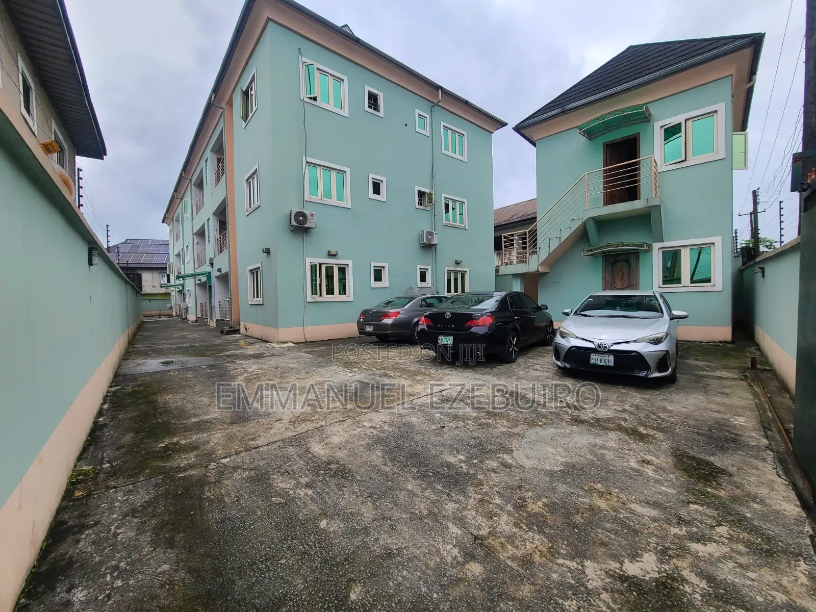 2bdrm Block of Flats in Rumuigbo Off, Port-Harcourt for rent