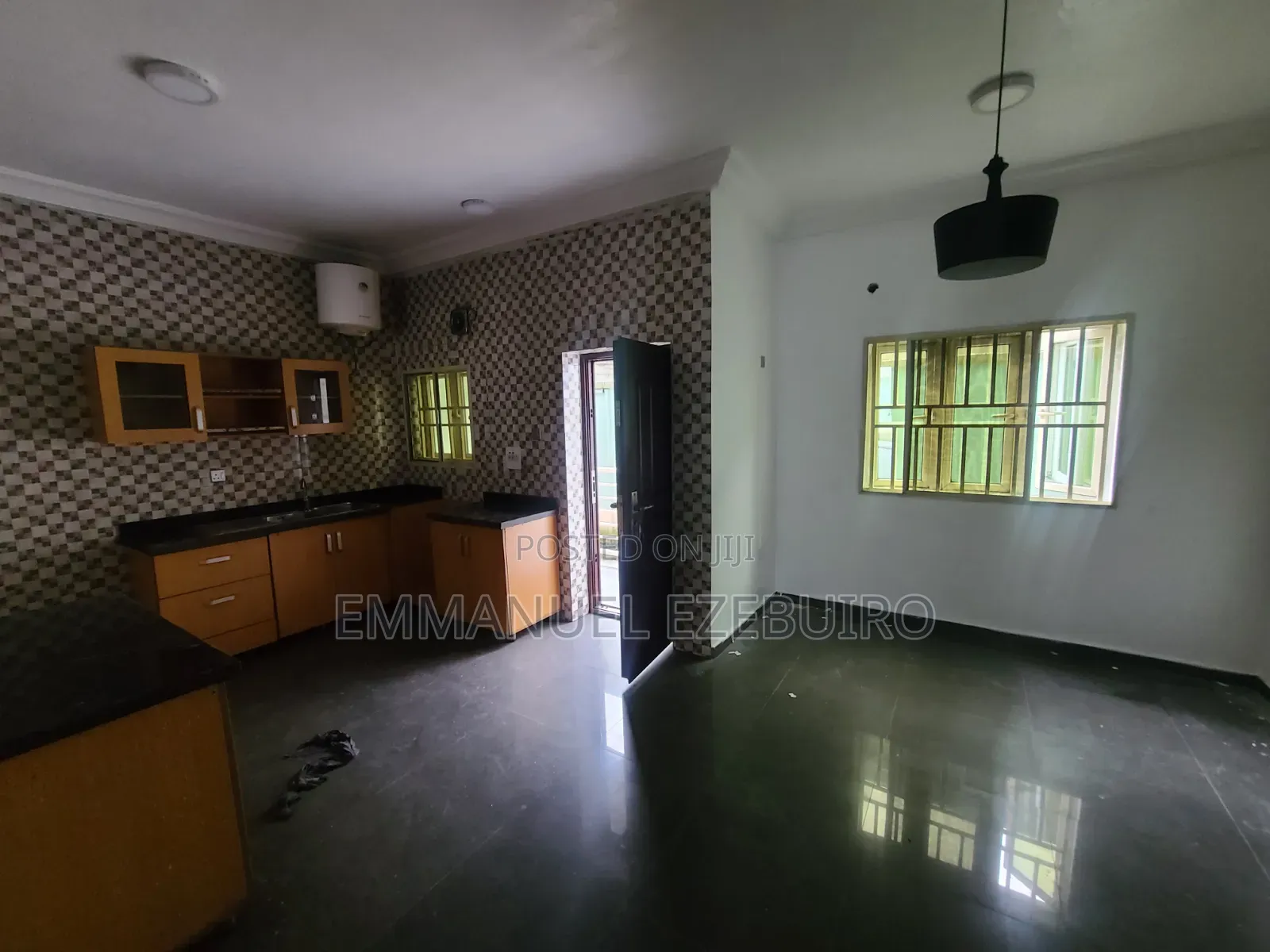2bdrm Block of Flats in Rumuigbo Off, Port-Harcourt for rent