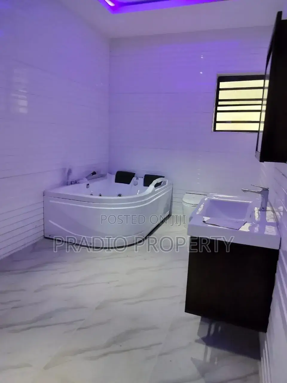 5bdrm Duplex in Royal Garden Estate, Ajiwe for sale