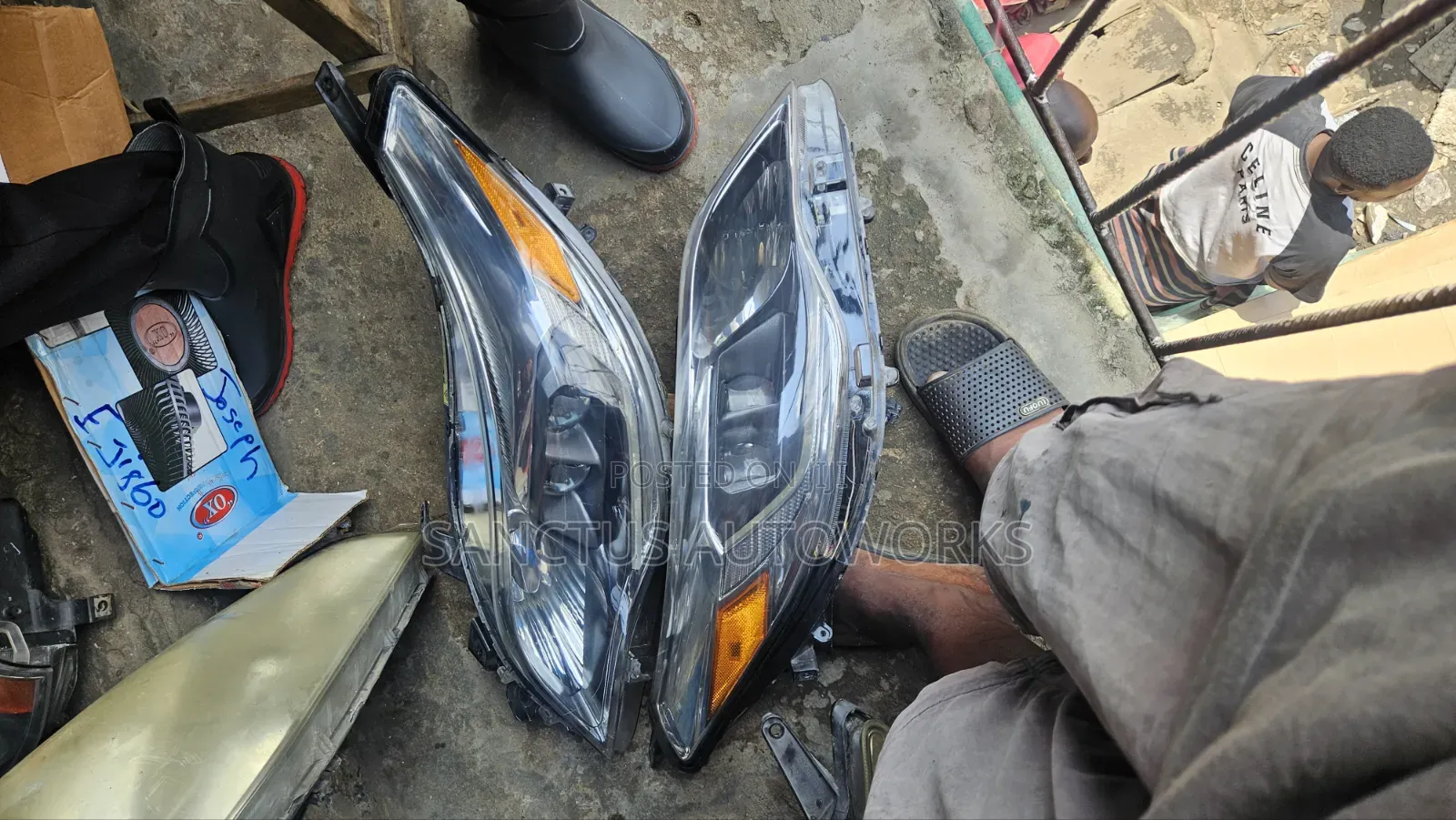 Headlight Toyota Avalon 2014 Charger Type