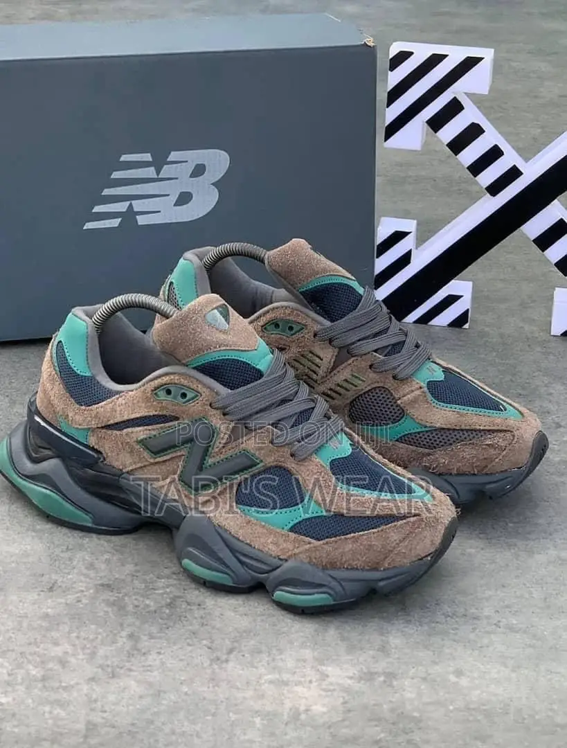 New Balance Sneakers