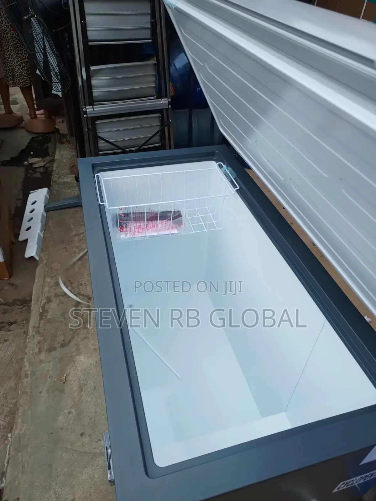 LG 291L Chest Freezer | GCFB305BQCF