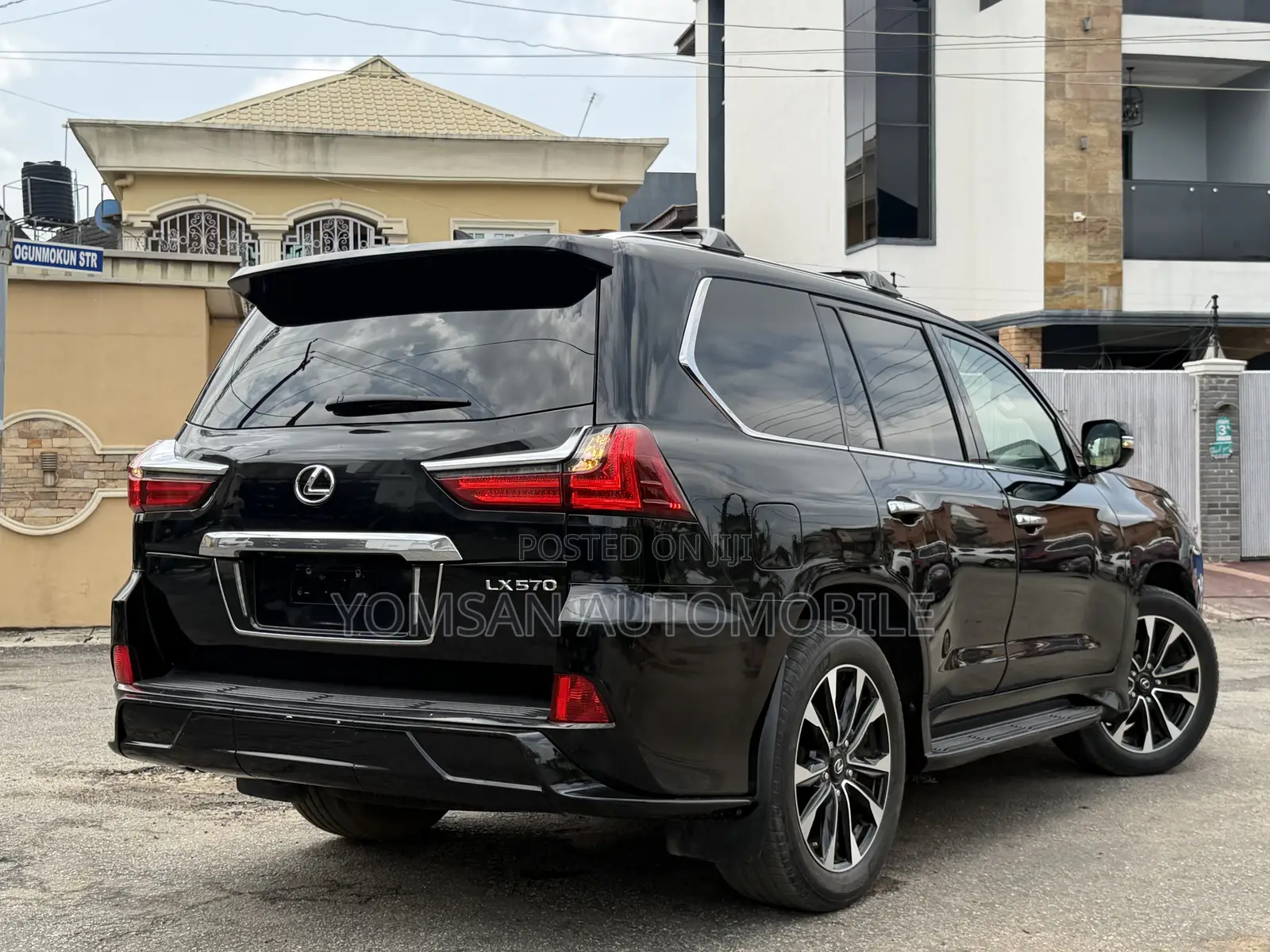 Lexus LX 570 AWD 2021 Black