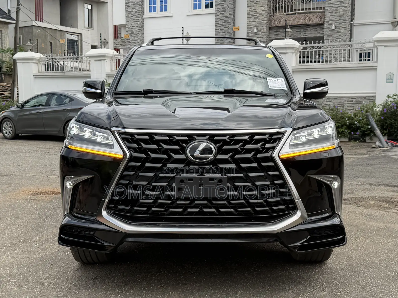 Lexus LX 570 AWD 2021 Black