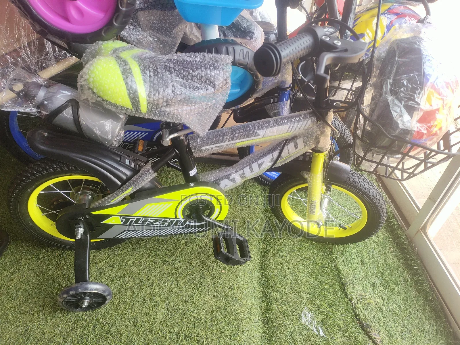 12 Inches Kids Bicycle With Training Wheels