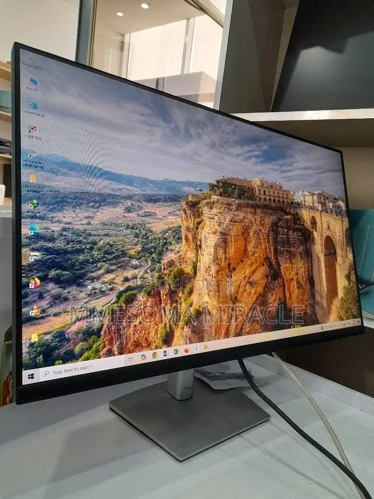 Dell P2722H 27-Inches IPS Frameless Monitor