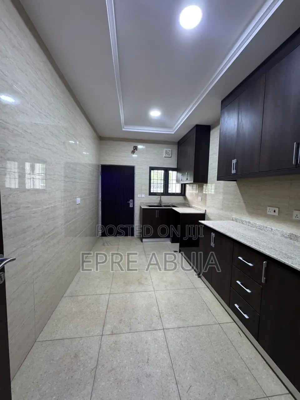4bdrm Duplex in Durumi for rent