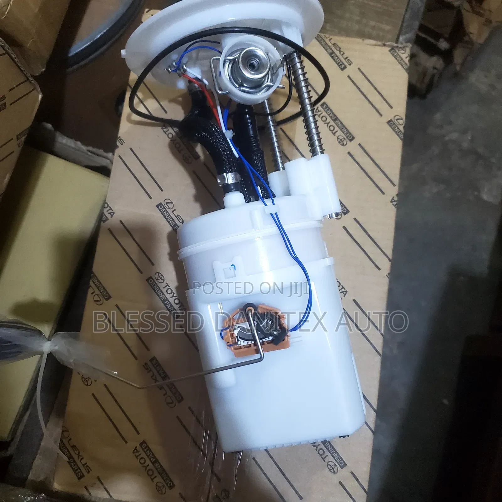Complete Fuel Pump of Toyota Tundra and Sequoia 2010 to 2016