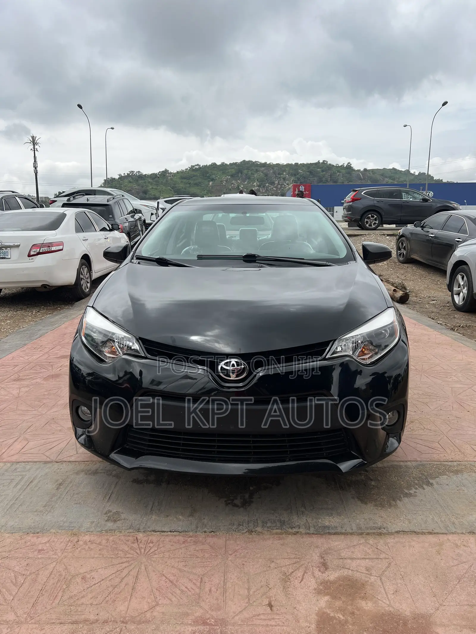 Toyota Corolla 2015 Black