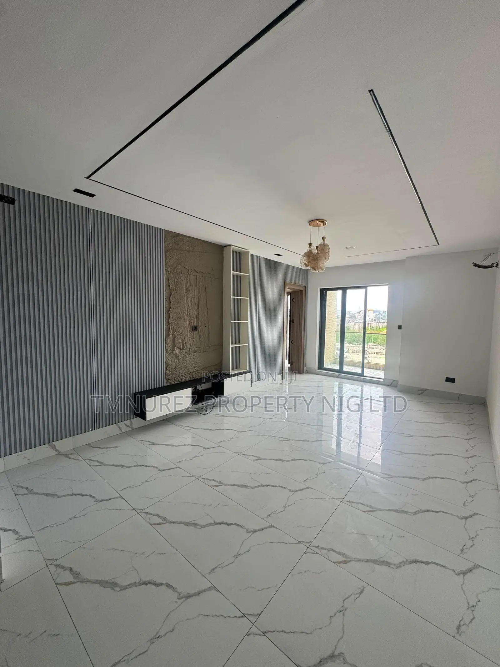 2bdrm Apartment in Lekki Phase 1 for sale