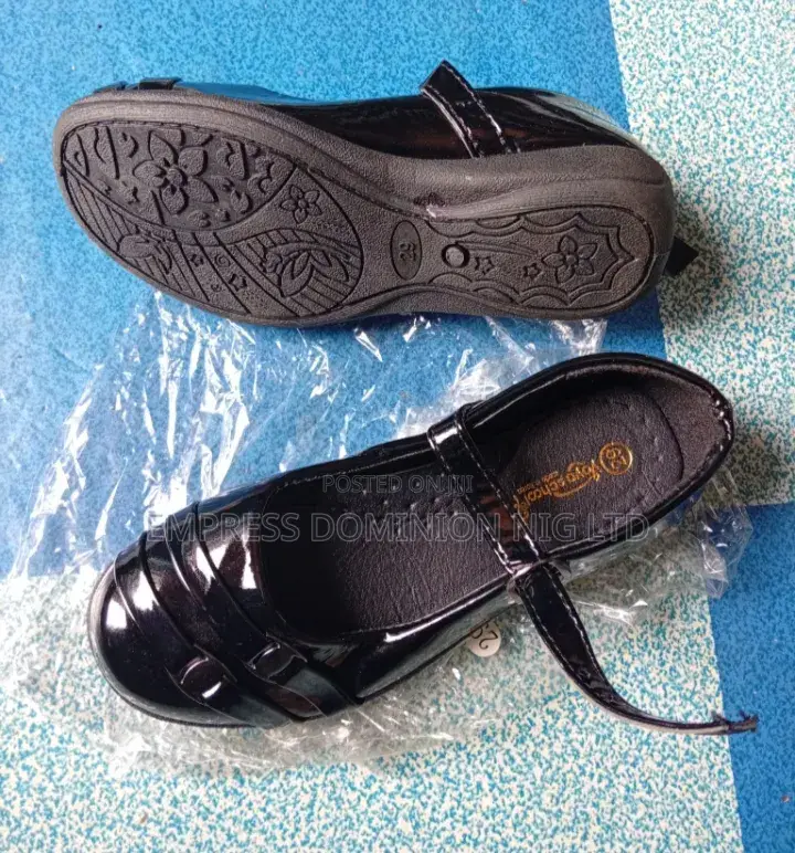 Girls Flat Shoe