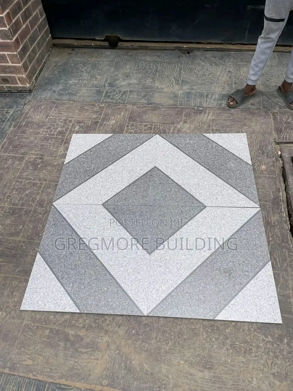 60/60 Matt Tiles