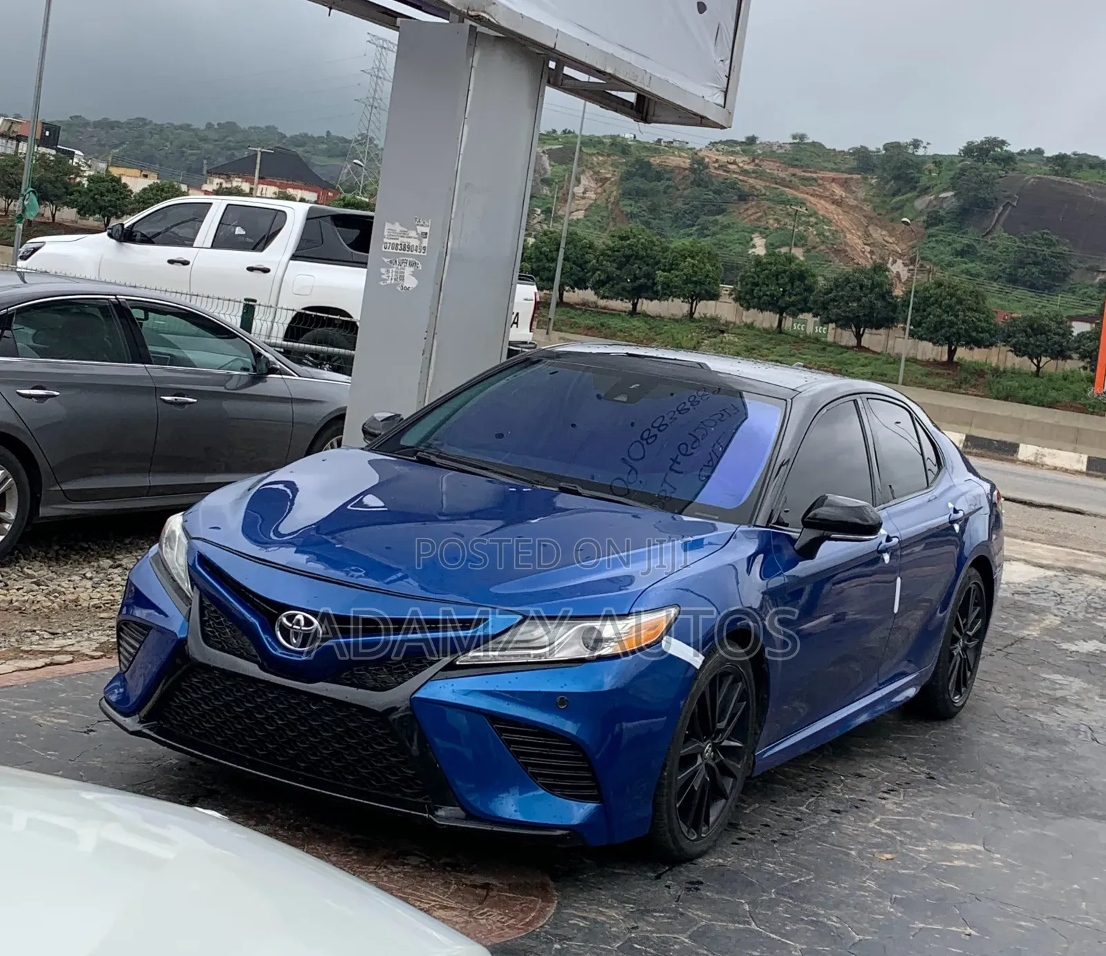 Toyota Camry 2020 Blue