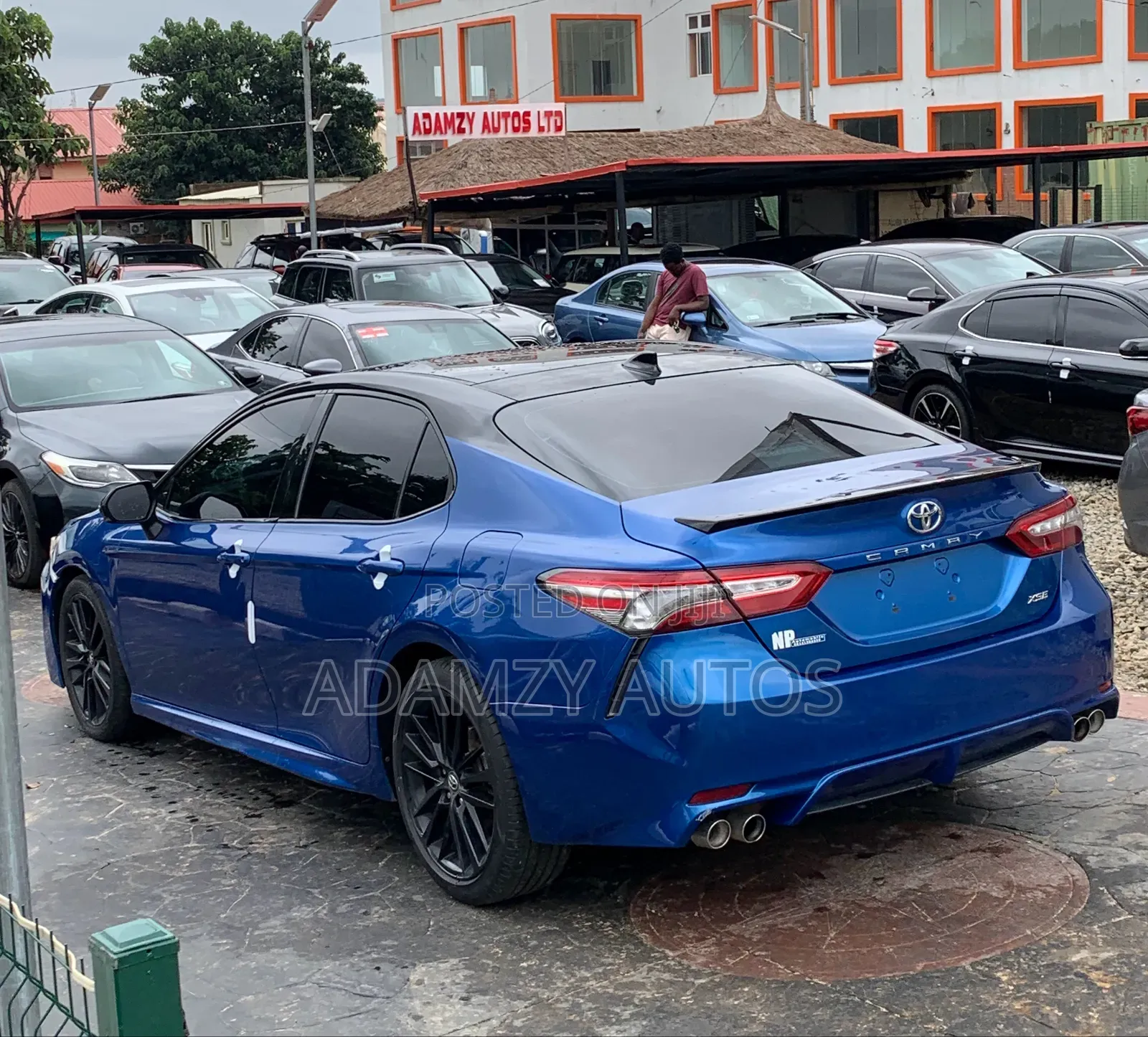 Toyota Camry 2020 Blue