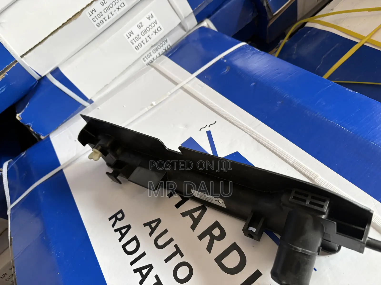 Toyota Corolla 1.8 Radiator Top(Single Pipe) – TO-0110 Brand New