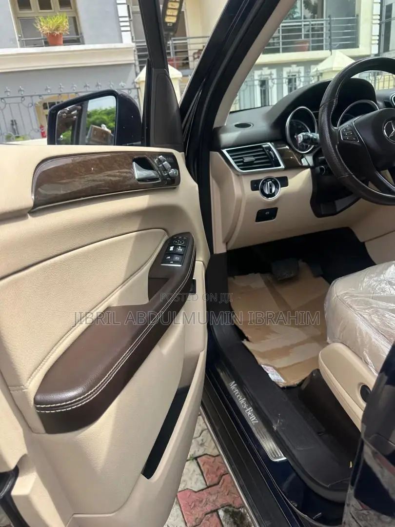 Mercedes-Benz GLE-Class 2017 Blue