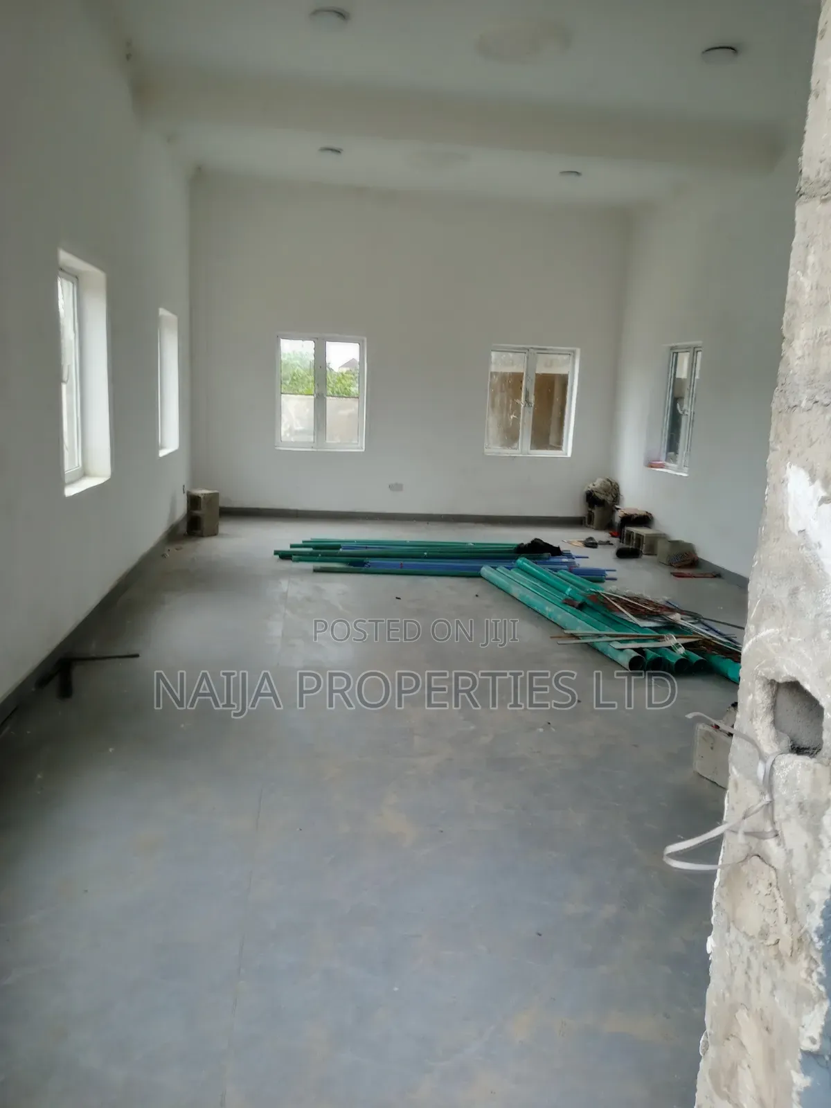 60sqm Office Space on Ground Floor Direct on Expres at Awoyaya for Rent