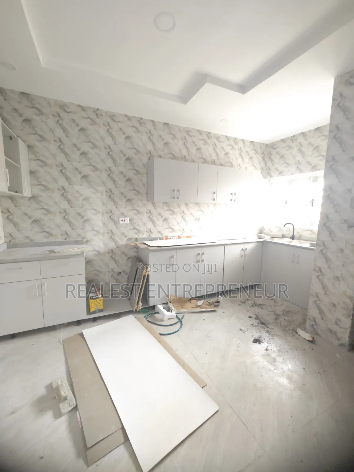 4bdrm Duplex in Lekki Peninsula 2 for rent