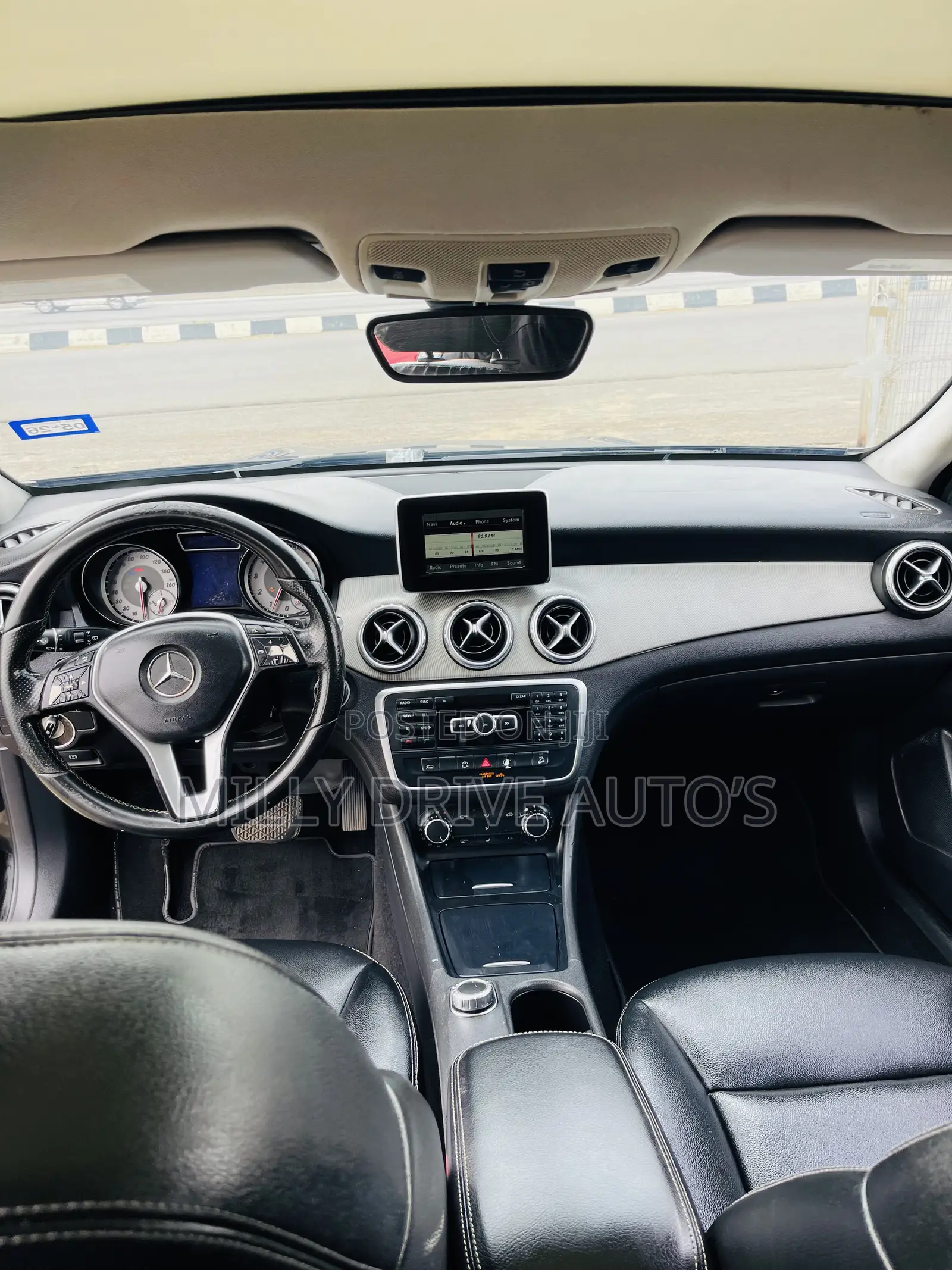 Mercedes-Benz GLA 250 SV Premium 2014 Black