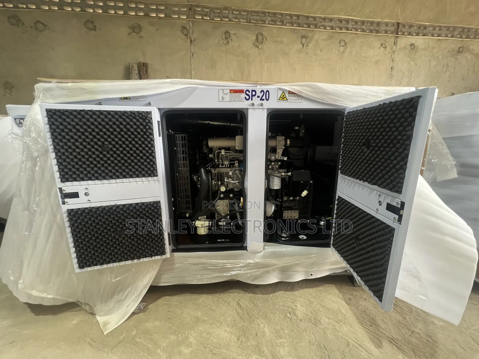 New Arrival of 20kva Perkins Soundproof Generator Diesel Engine
