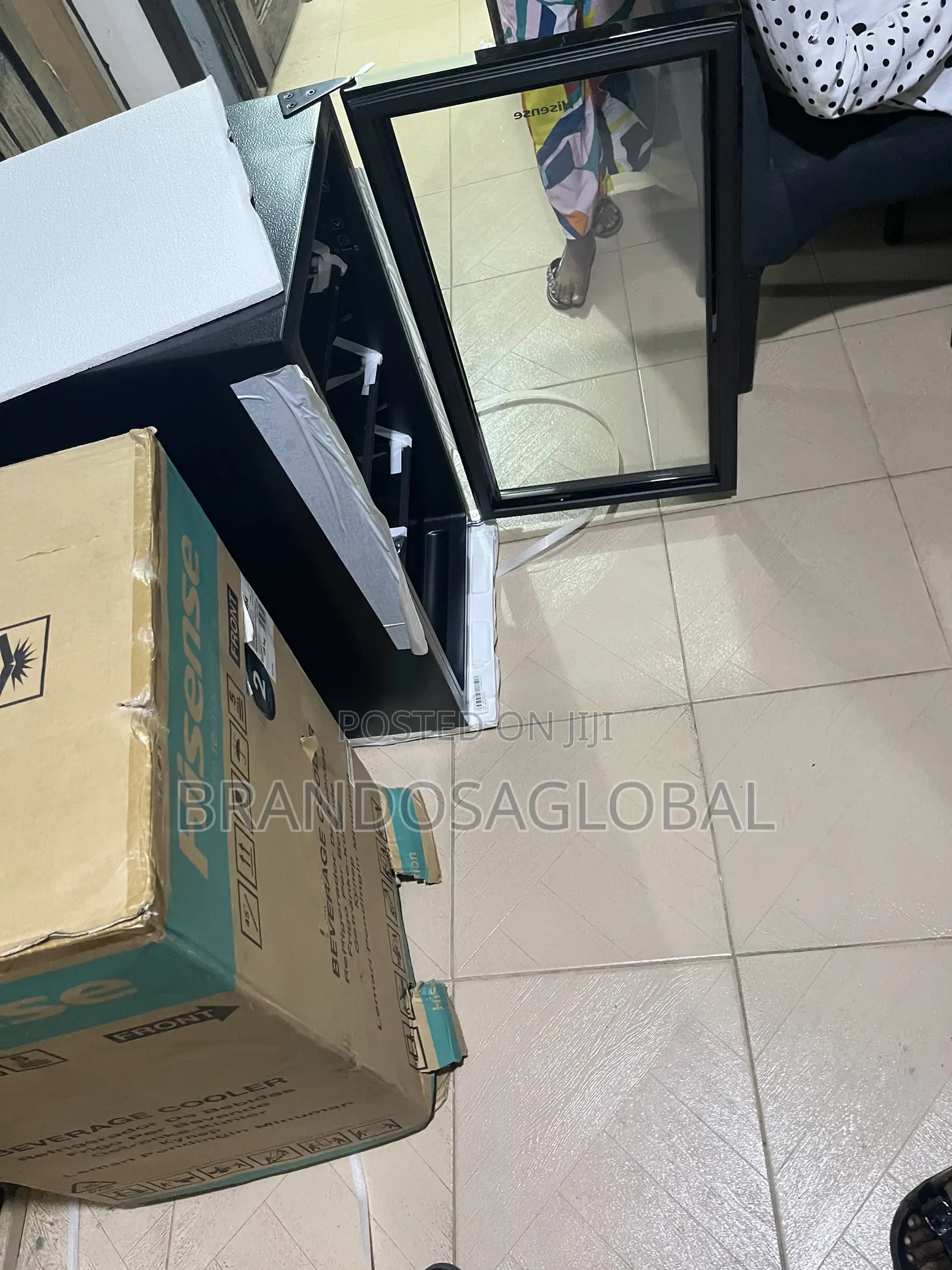 Hisense JC-94 Home Office Chiller 91 Litres