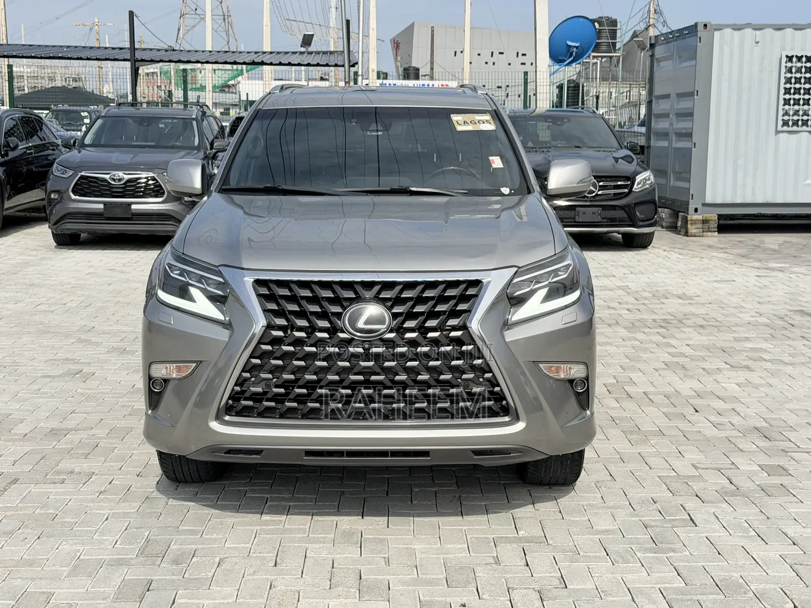 Lexus GX 460 2021 Gold