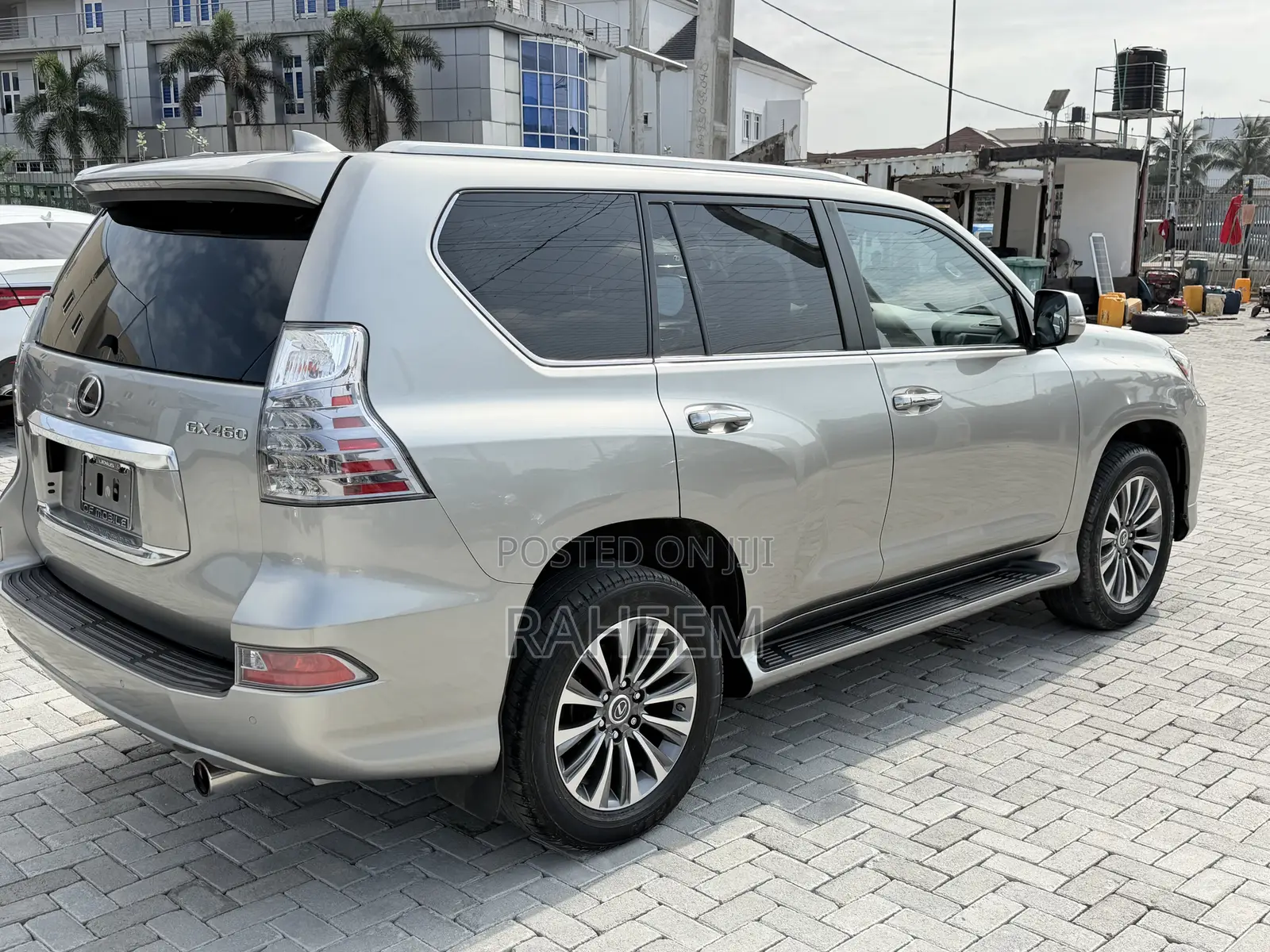 Lexus GX 460 2021 Gold