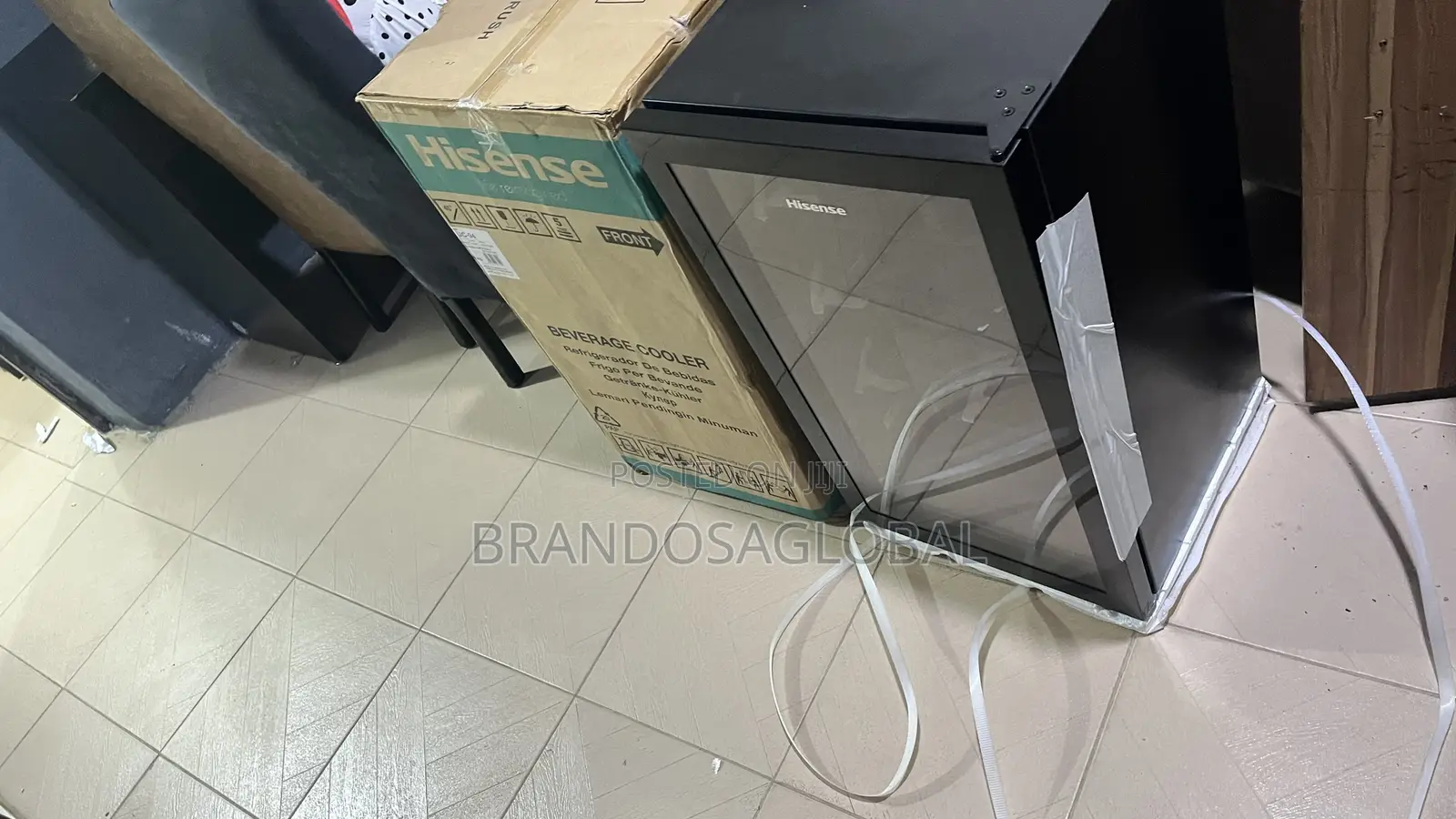 Hisense 91L Drinks Storage Refrigerator JC-94