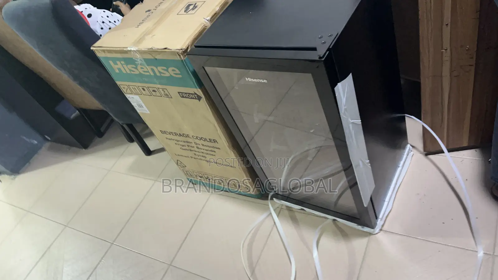Hisense JC-94 Space Saving Chiller 91L