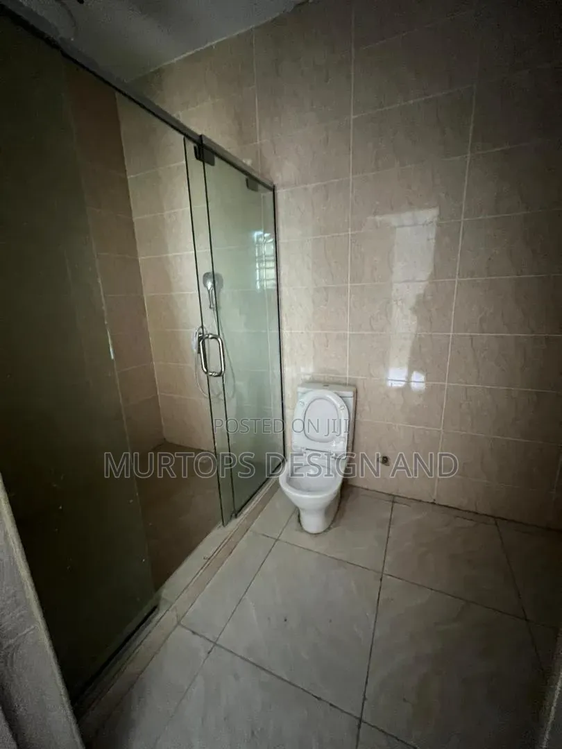 4bdrm Townhouse / Terrace in VGC / Ajah for rent