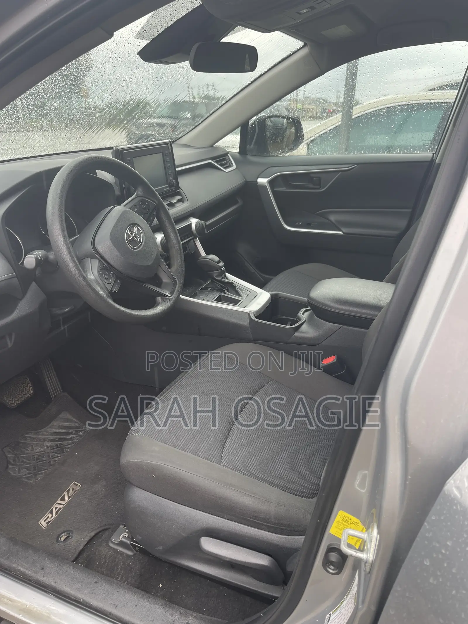 Toyota RAV4 LE 2022 Gray