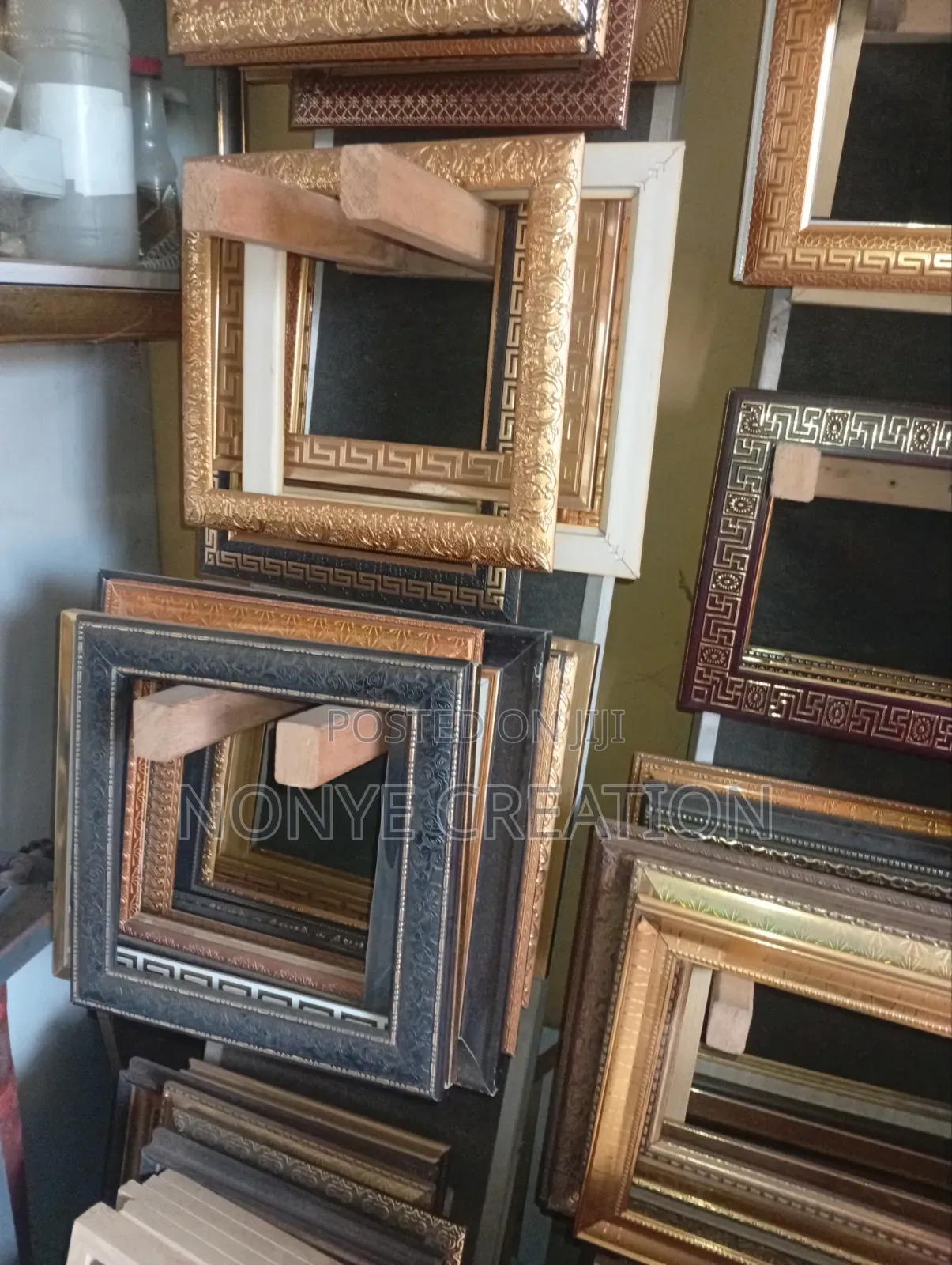 Frameless Wall Picture (10/12)