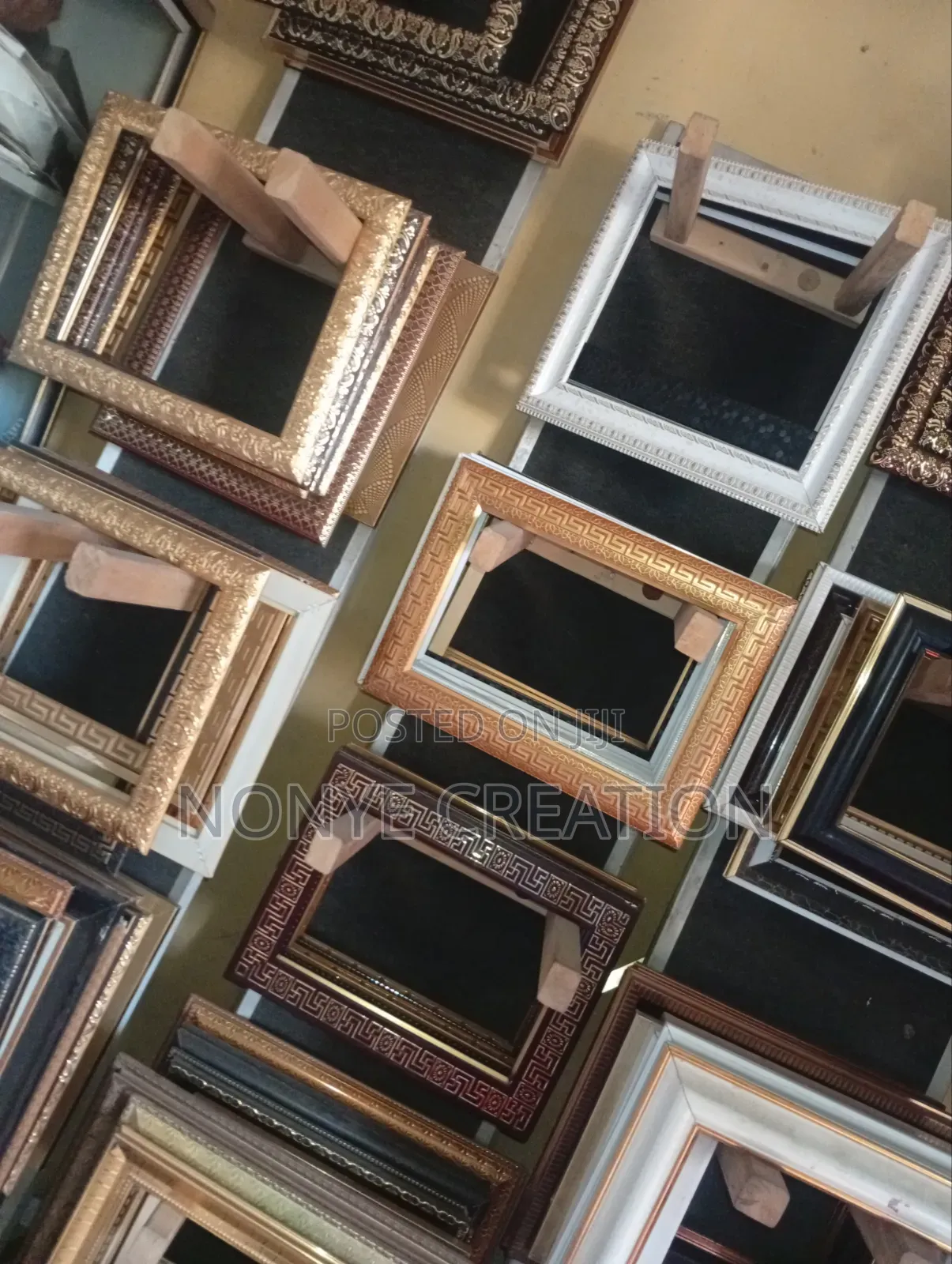 Frameless Wall Picture (10/12)