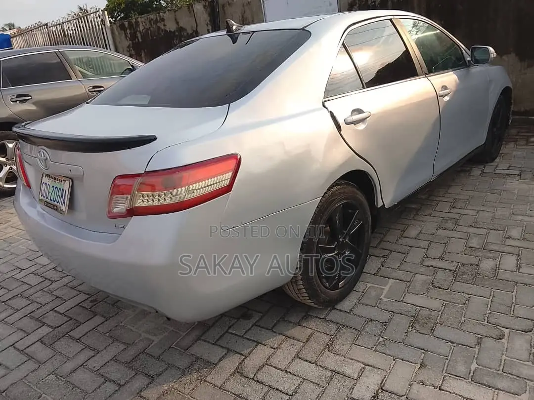Toyota Camry 2008 Silver