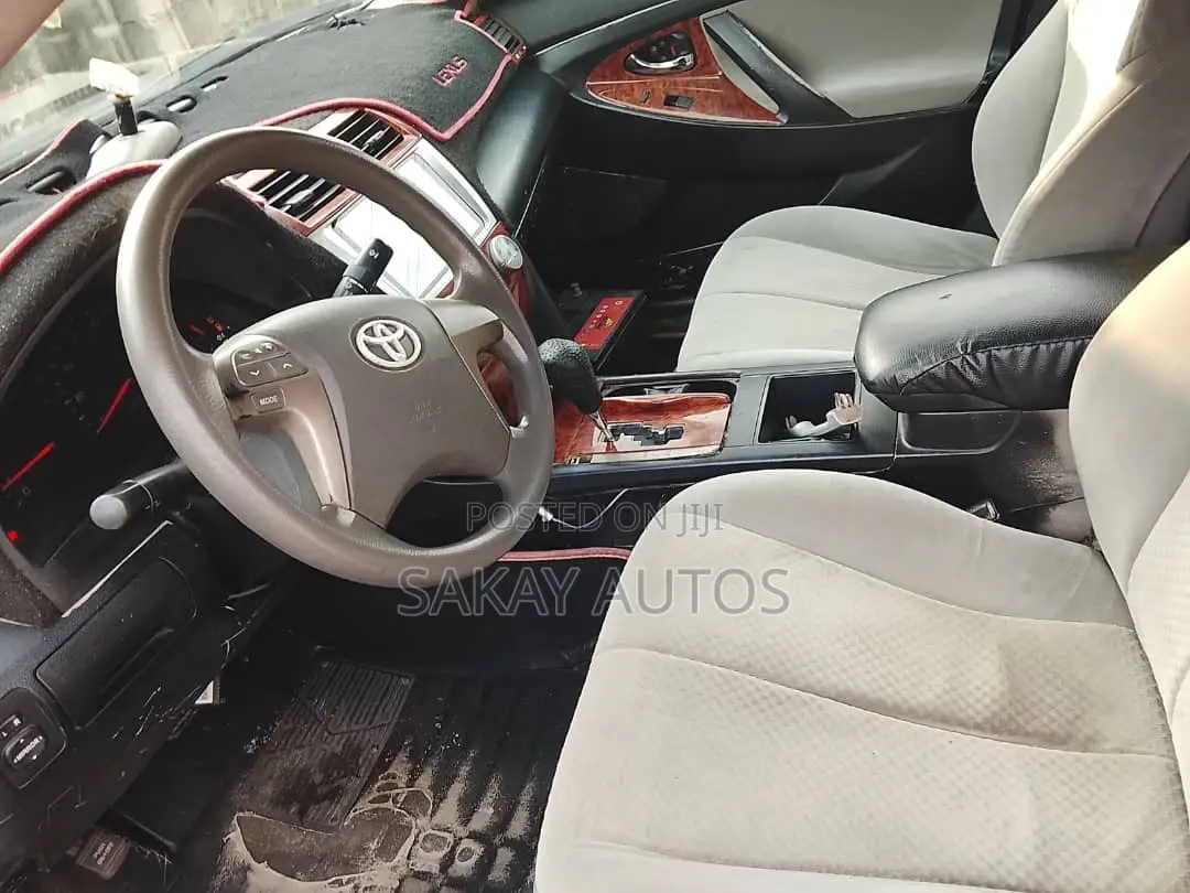 Toyota Camry 2008 Silver